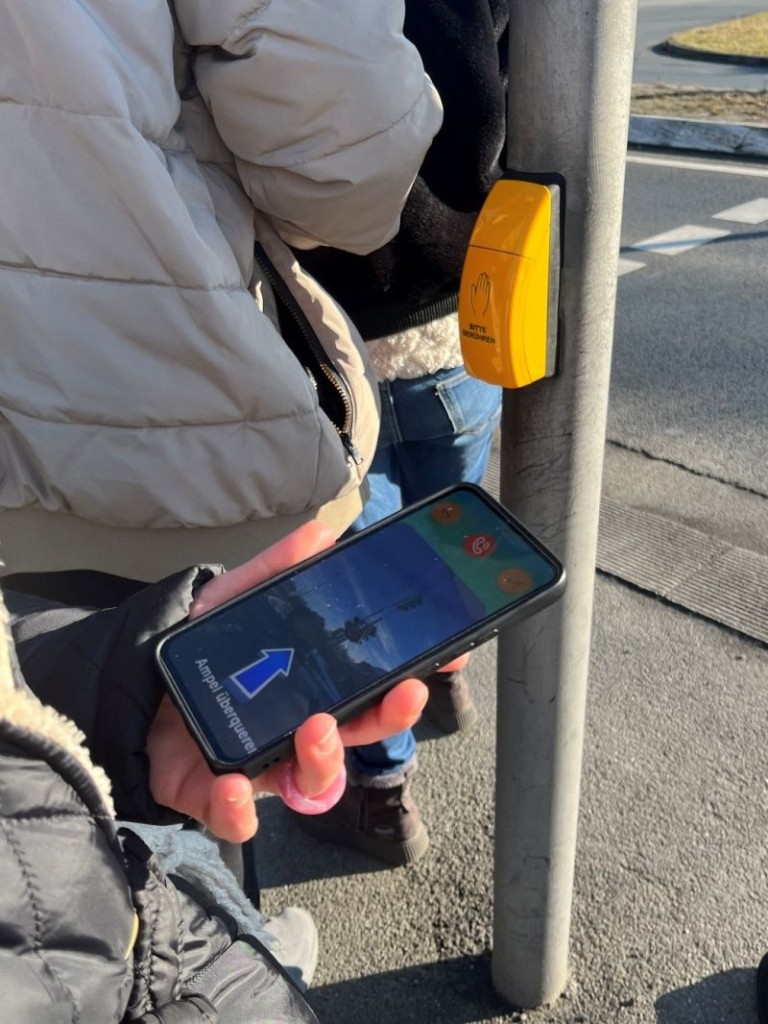 DeinWeg: Digitale Assistenz fuer barrierefreie Mobilitaet